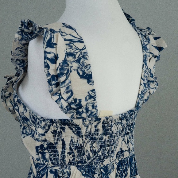 Blue and white dress size medium - Picture 1 of 4